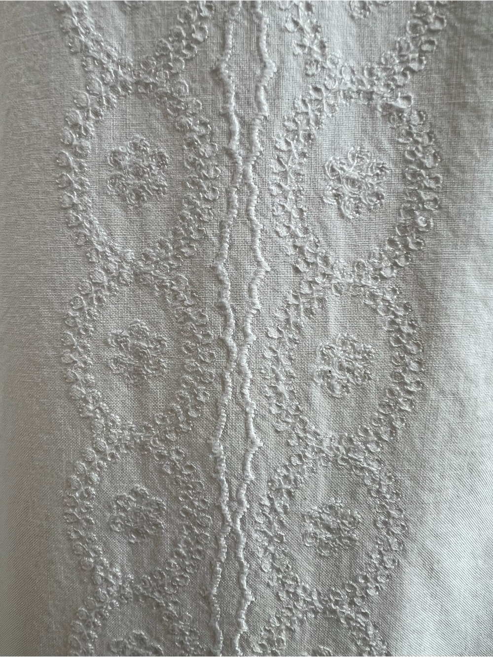 GAP Men’s XL White Embroidered Camp Shirt Short Sleeve Classic Fit
